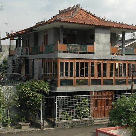 Dalem Arum Bandung Exterior foto